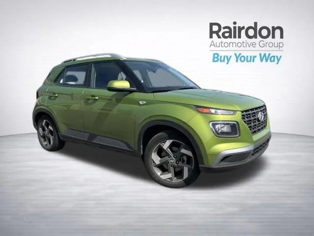 Used 2023 Green Apple Hyundai SEL image 1