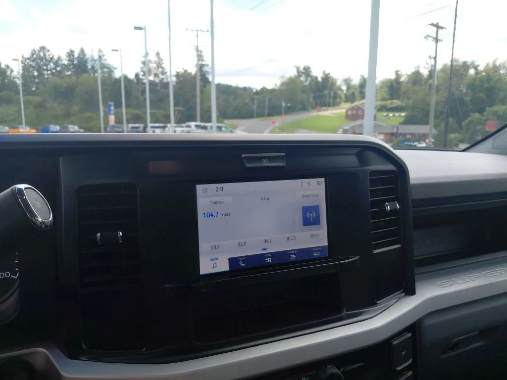 Used 2026 Oxford White Ford XL image 26
