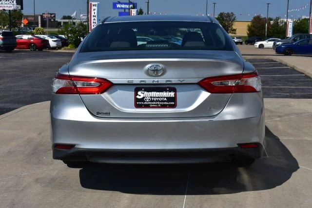 Used 2018 Silver Toyota LE image 6