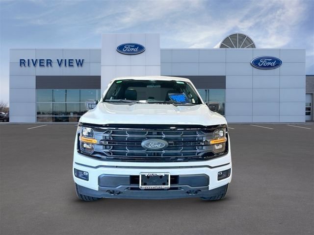 New 2026 Oxford White Ford XLT image 2