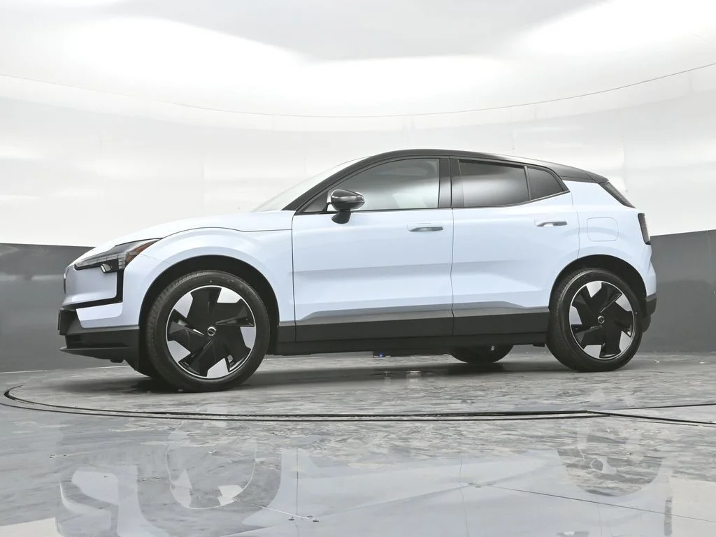 New 2026 Cloud Blue Volvo Twin Motor Performance Plus image 21