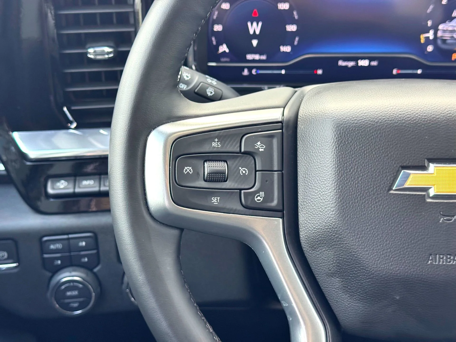 Used 2025 Cypress Gray Chevrolet LTZ image 24