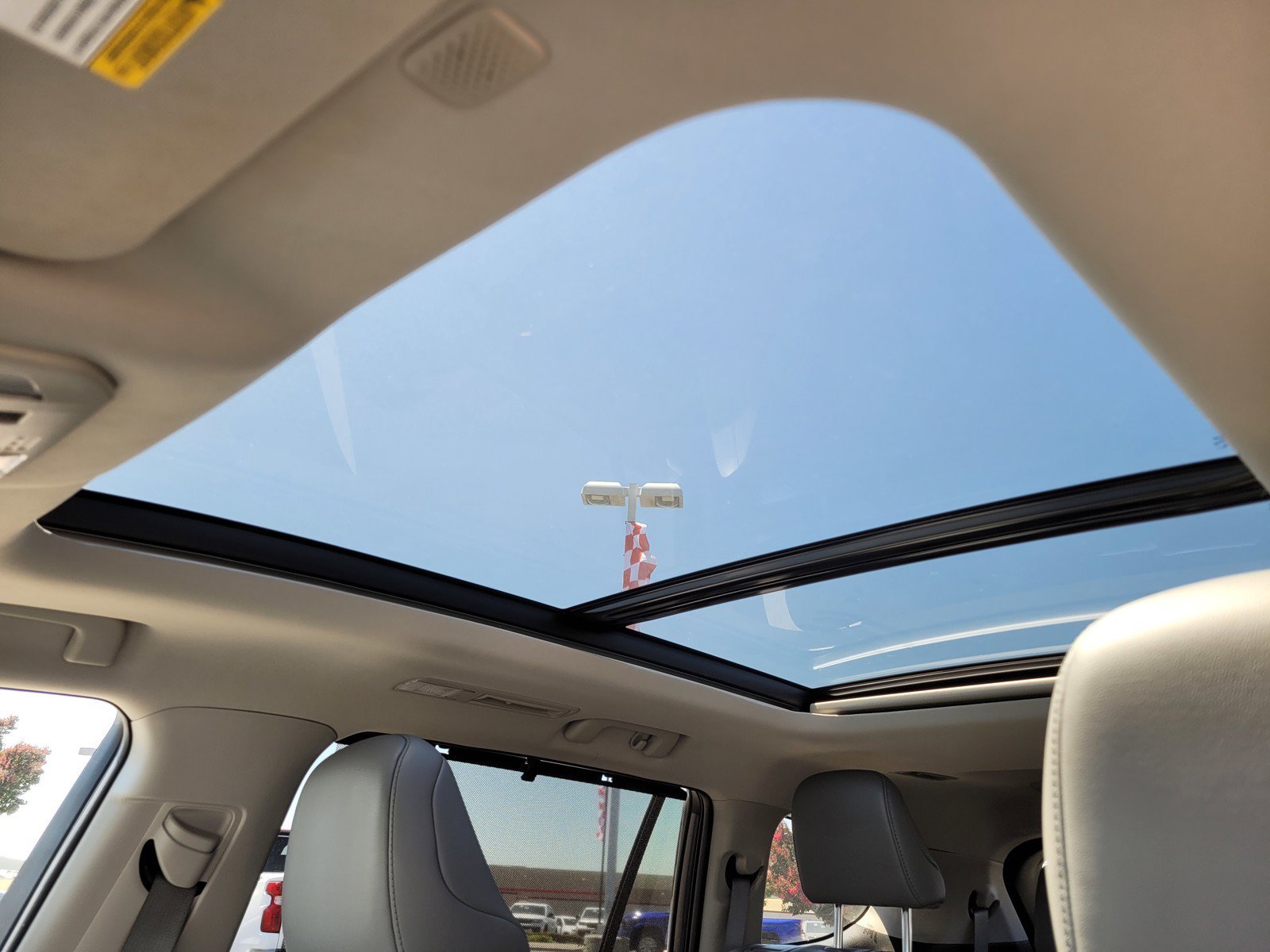Used 2022  Toyota Platinum image 18