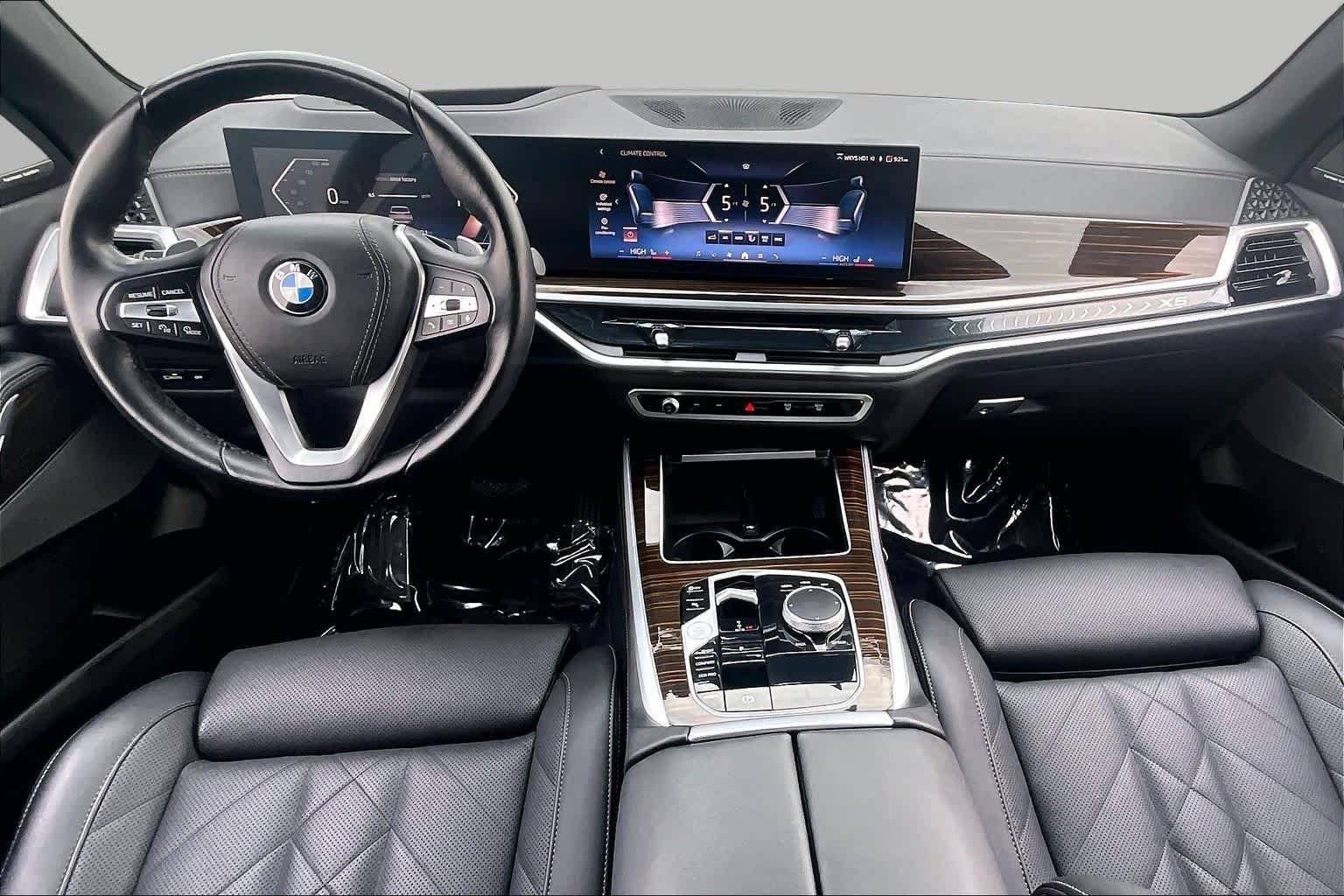 Used 2026 WHITE BMW xDrive40i image 16