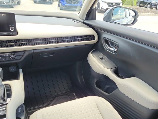 Used 2025 Lunar Silver Metallic Honda LX image 19