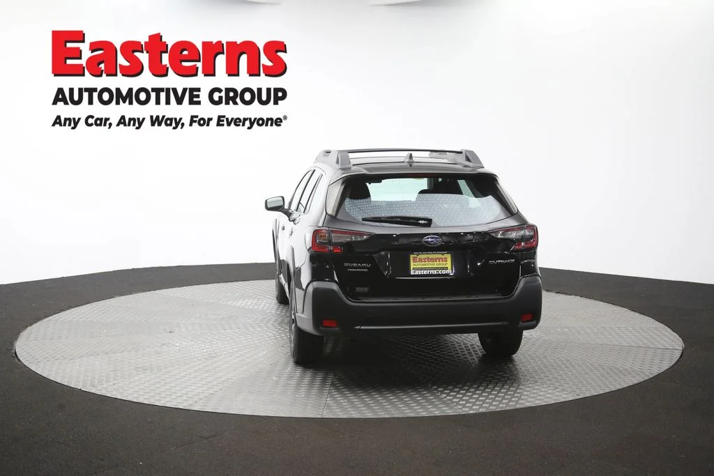 Used 2024 Black Subaru 2.5i image 35