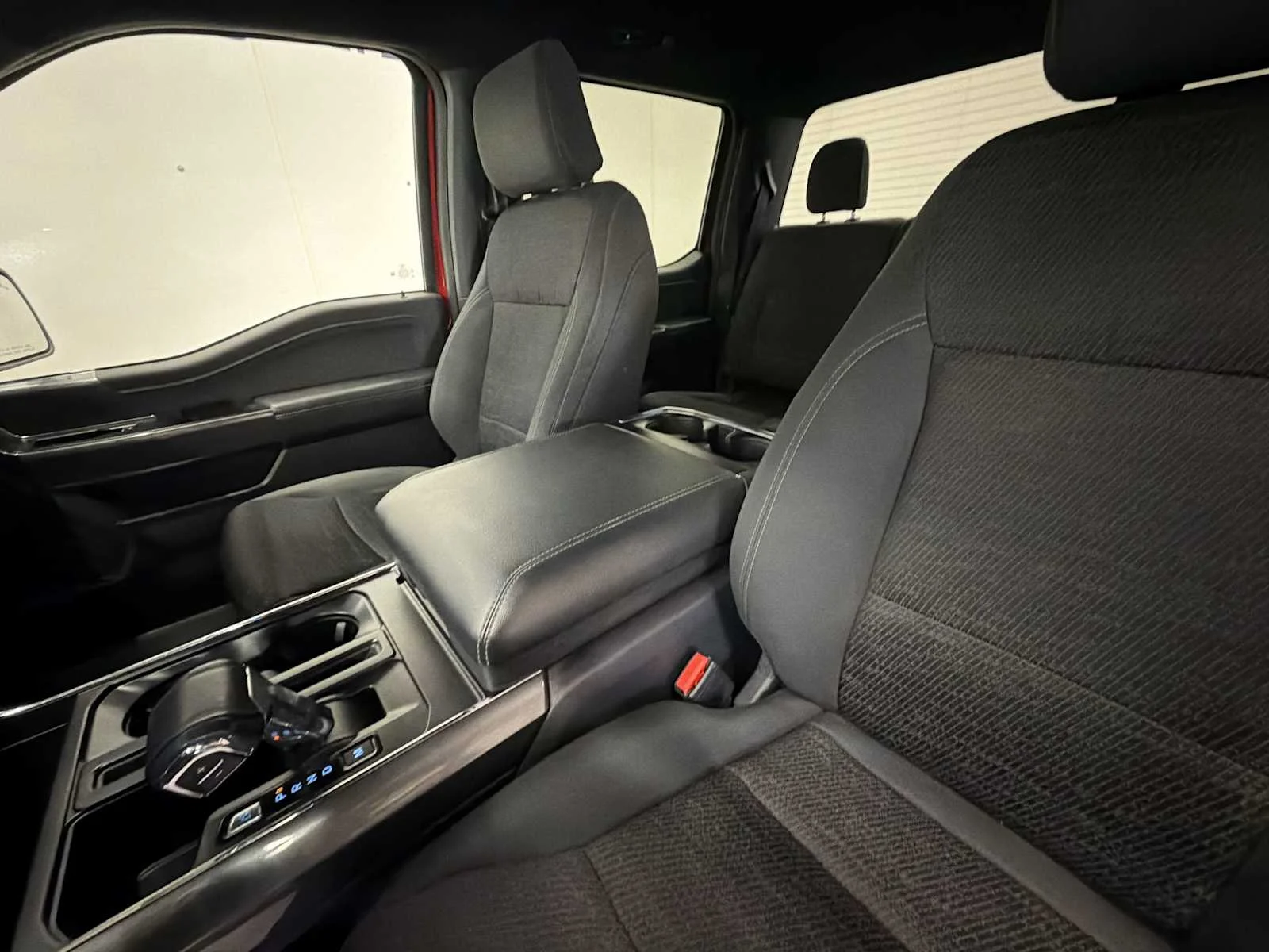 Used 2022 Rapid Red Metallic Tinted Clearcoat Ford XLT image 20