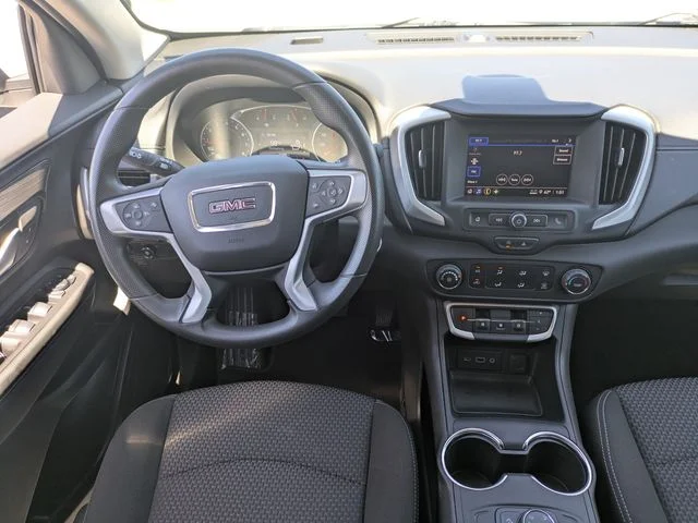 Used 2024 White GMC SLE image 16