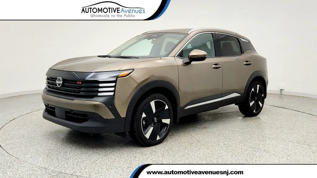 2025 Nissan Kicks 2.0 SR AWD's photo