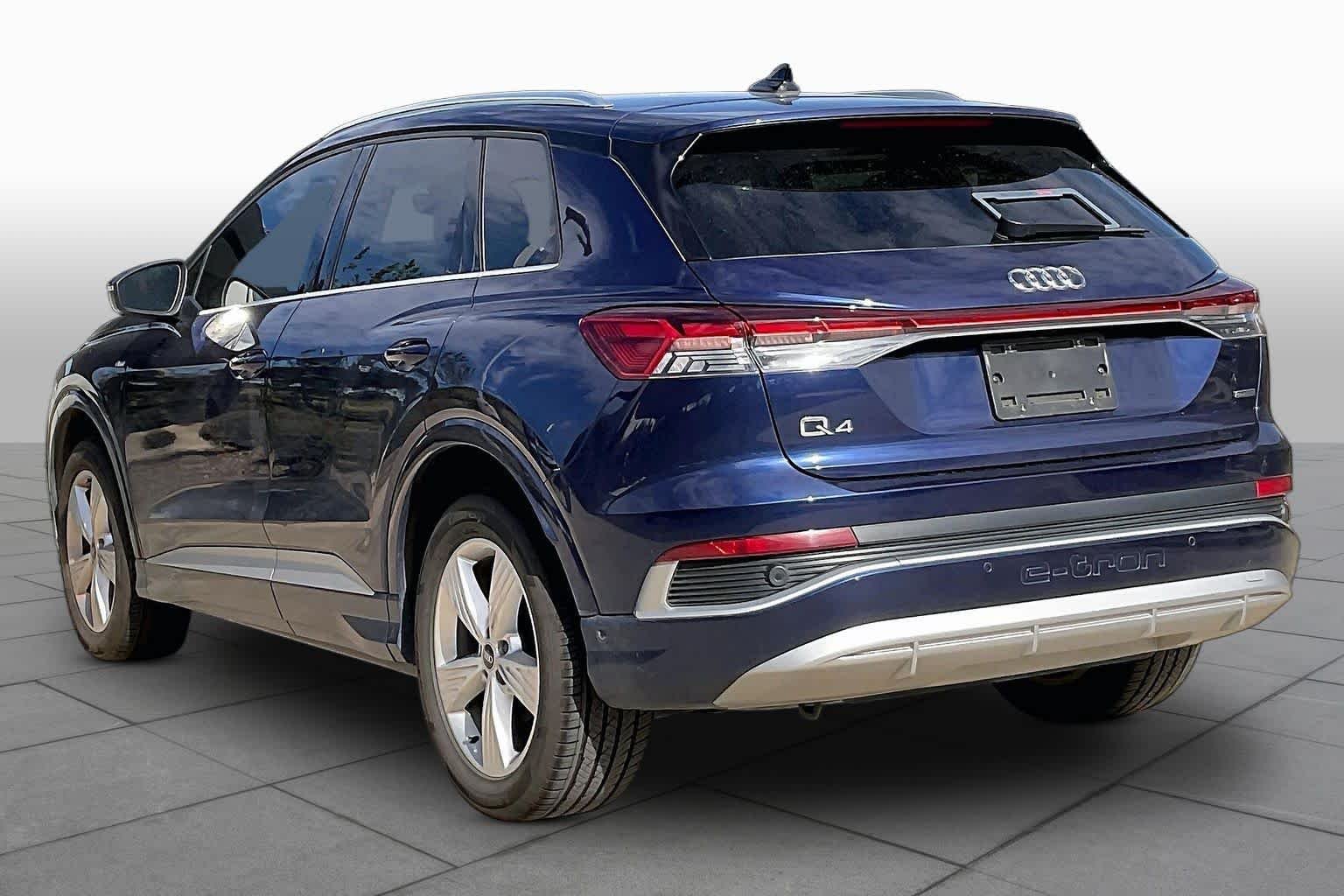 Used 2023 Navarra Blue Metallic Audi Premium Plus image 10