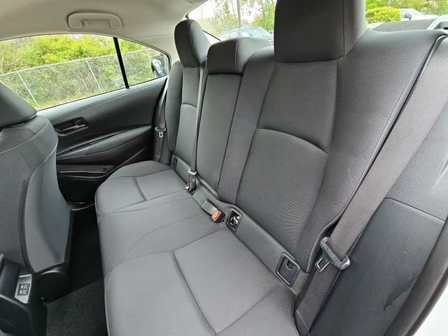 Used 2023 White Toyota LE image 23