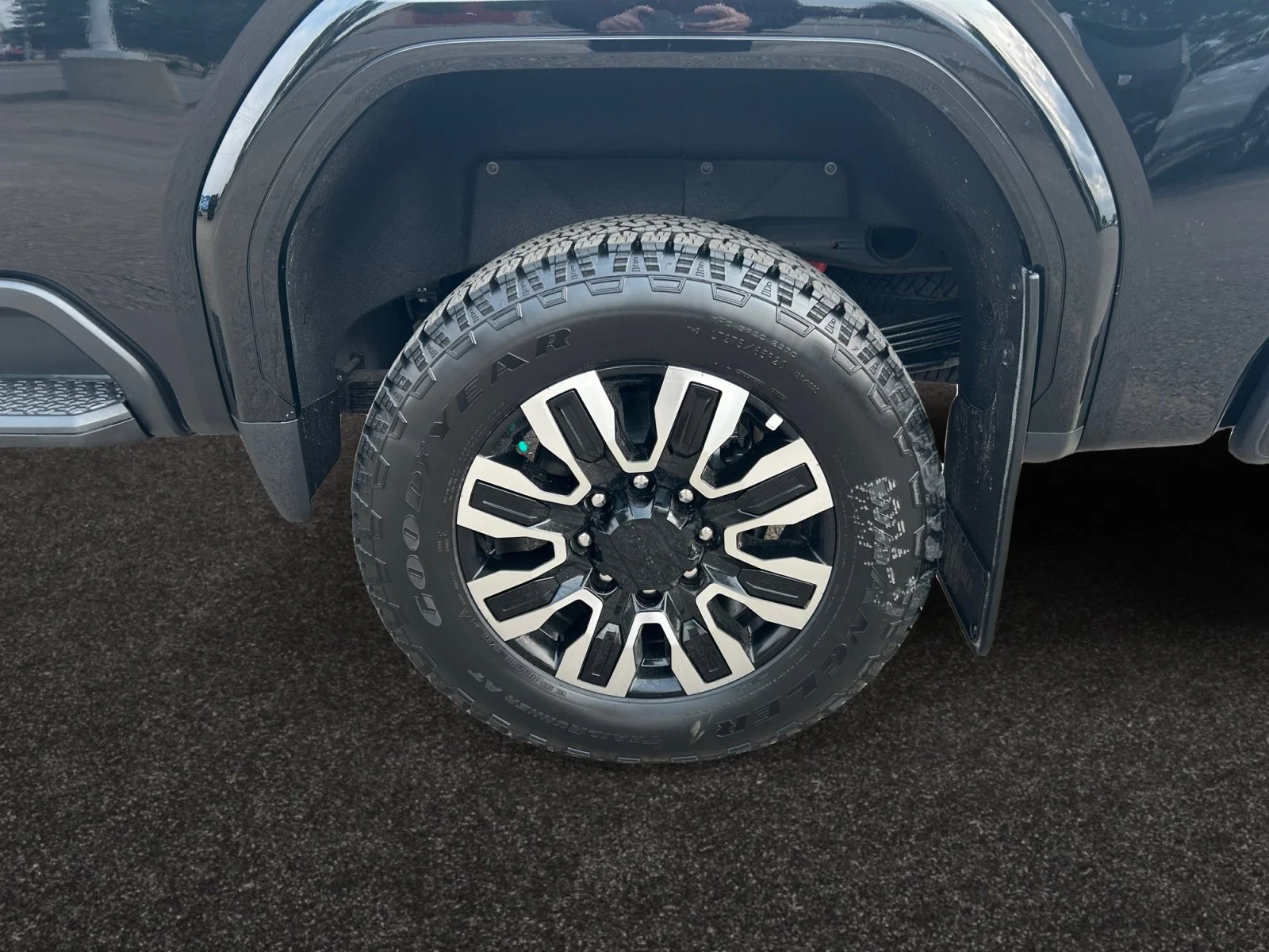 New 2026 Onyx Black GMC Denali Ultimate image 9