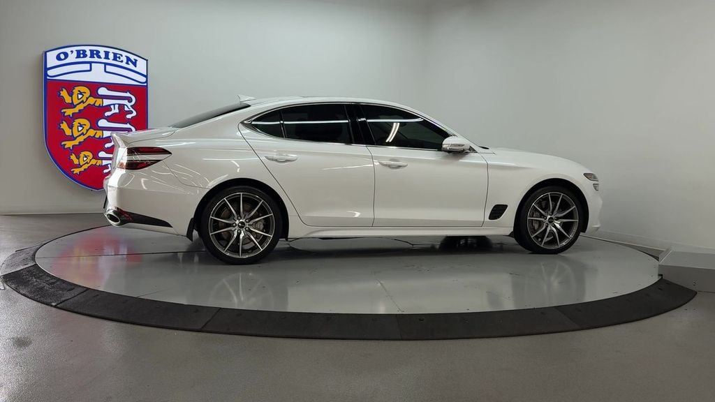 Used 2026 White Genesis 2.5T Prestige image 4