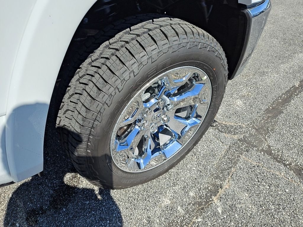 New 2026 Bright White Clear-Coat Exterior Paint RAM Big Horn/Lone Star image 13