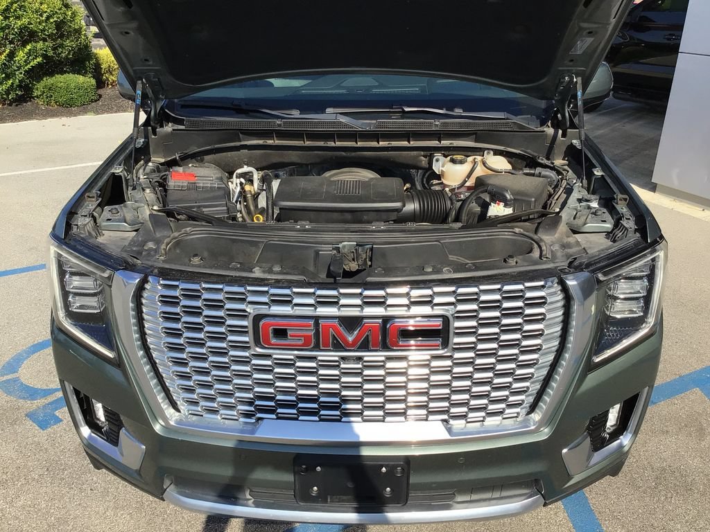 2024 GMC Yukon Denali - Photo 40