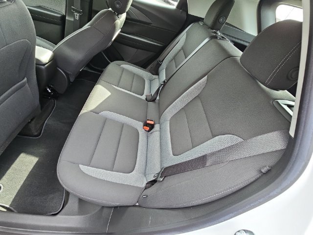 Used 2022 SUMMIT WHITE Chevrolet LS image 27