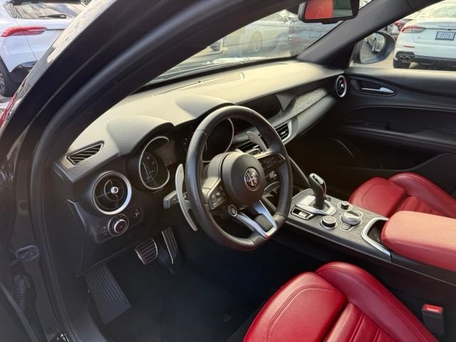 Certified Used 2022 Black Metallic Alfa Romeo Sprint image 7