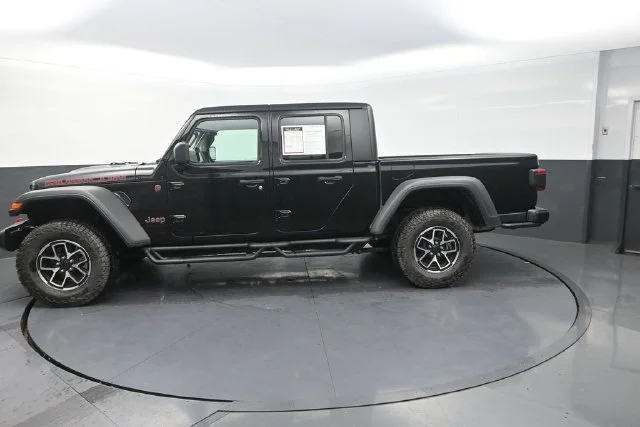 Used 2025 Black Jeep Rubicon image 7