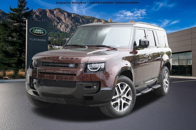 2026 Land Rover Defender 130 X-Dynamic SE