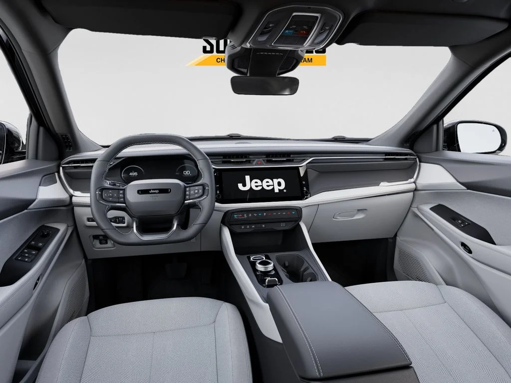 New 2026 Diamond Black Crystal Pearl-Coat Exterior Paint Jeep Laredo image 14