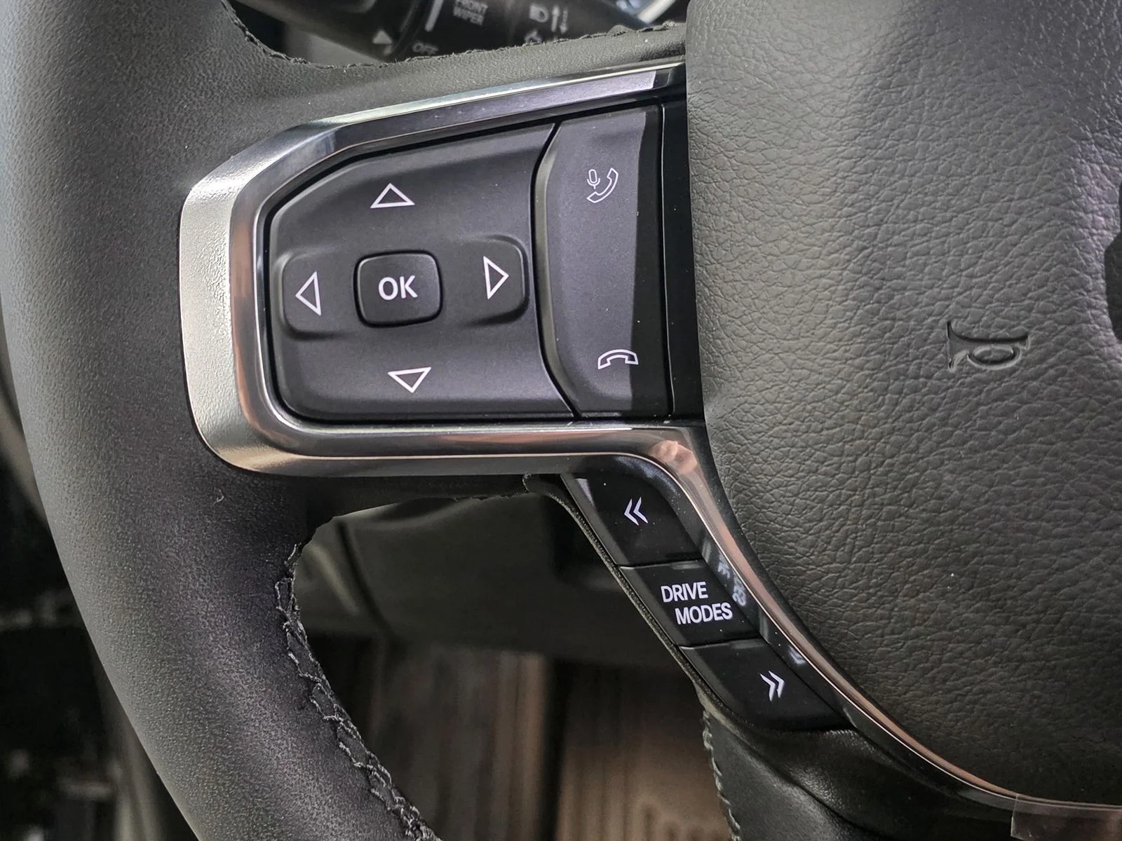 2026 RAM 1500 Laramie - Photo 37