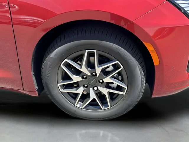 New 2027 Red Hot Pearl-Coat Exterior Paint Chrysler Limited image 25