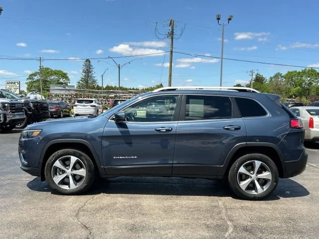 Used 2020 Blue Jeep Limited 4x4 image 6