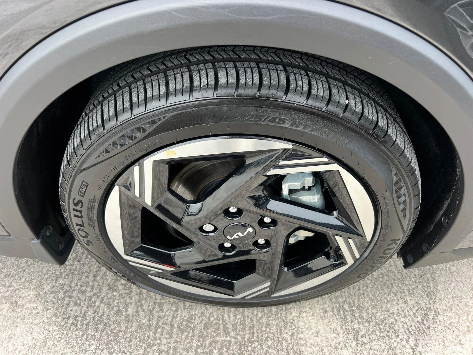 Used 2025 Interstellar Gray Kia EX image 12