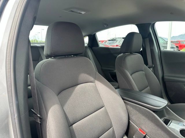 Used 2024 Sterling Gray Metallic Chevrolet 1LT image 18