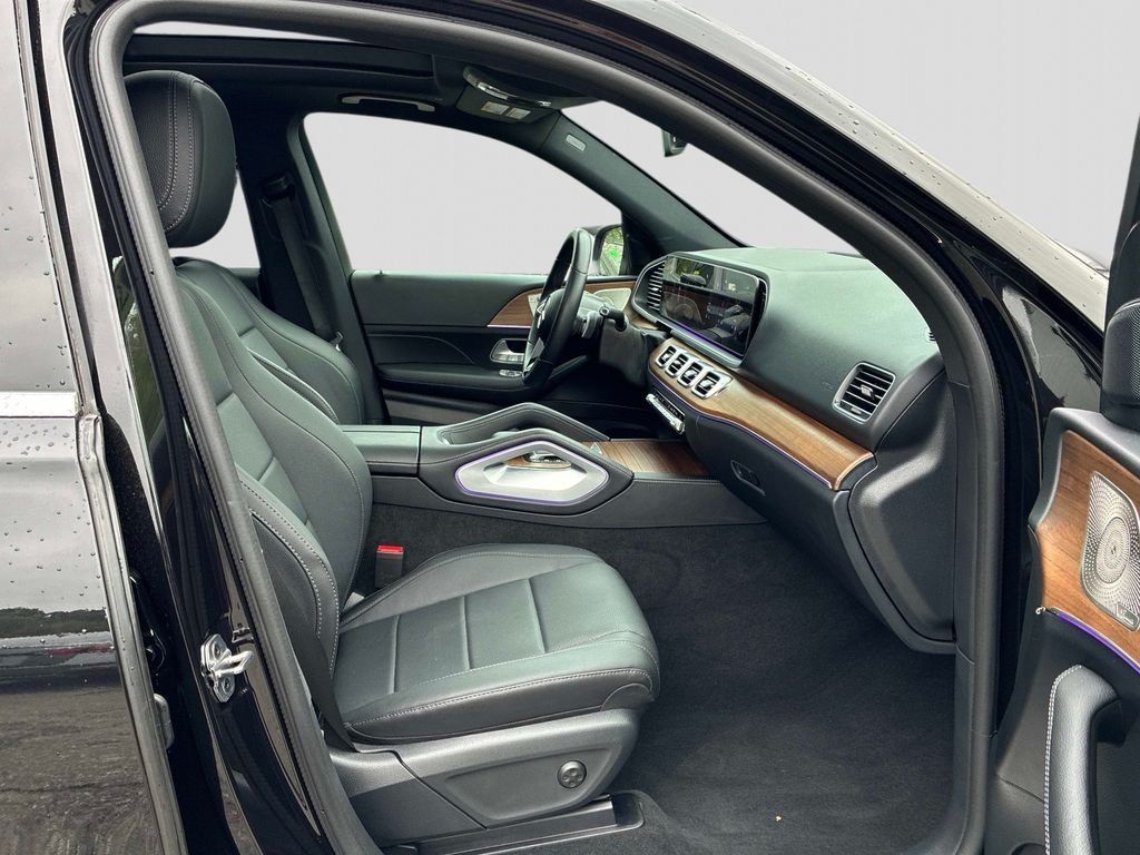 Used 2025  Mercedes-Benz GLE 350 image 9