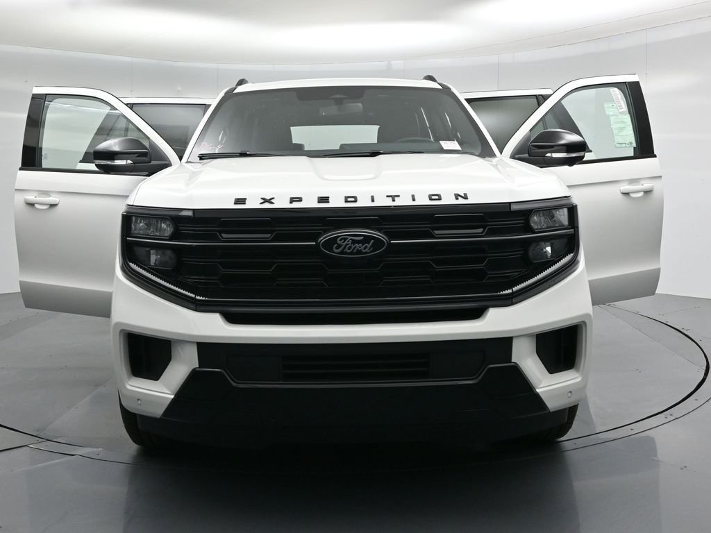 New 2026 Star White Metallic Tri-Coat Ford Platinum image 31