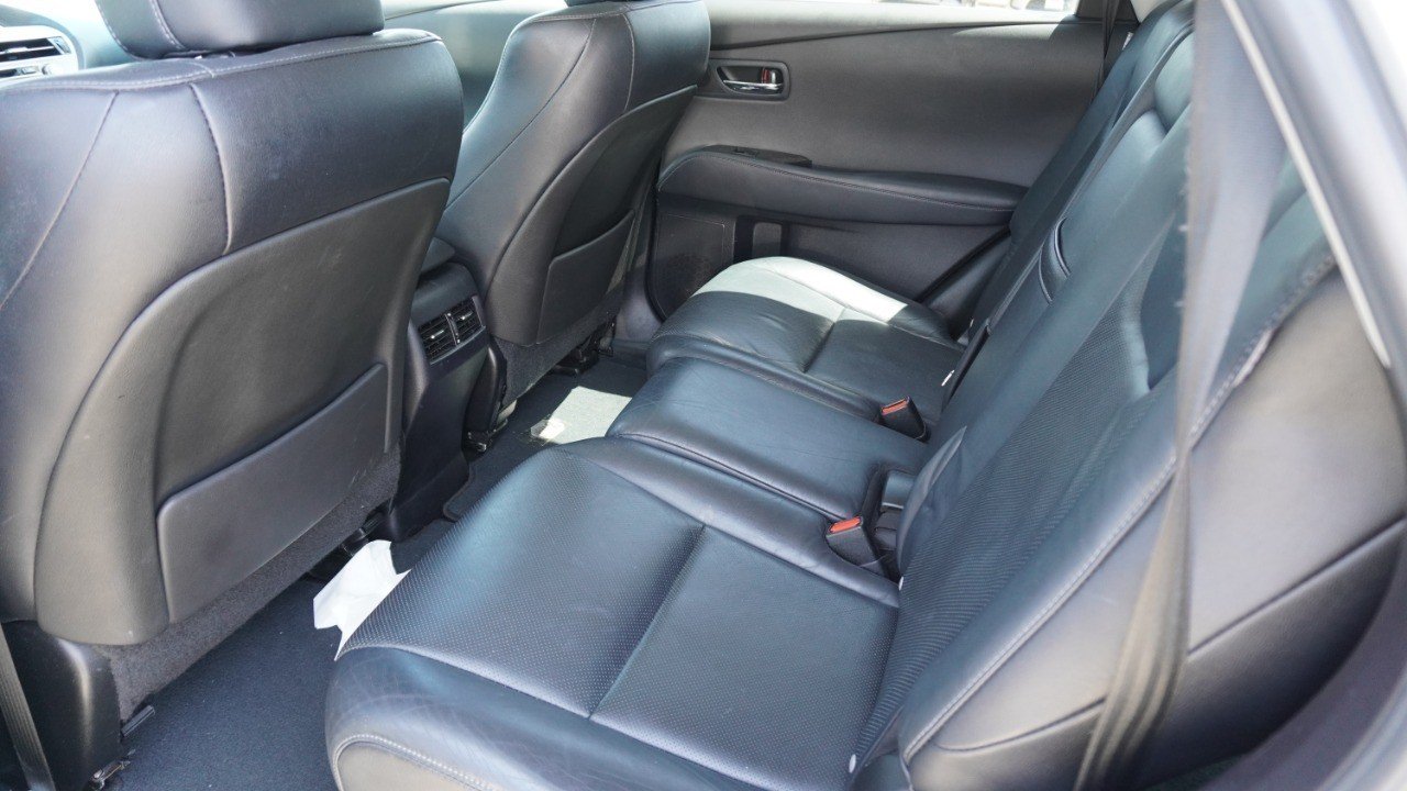 Used 2015 Silver Lexus  image 12