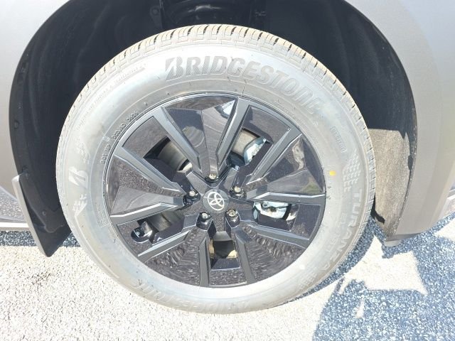 New 2026 Pavement Toyota  image 11