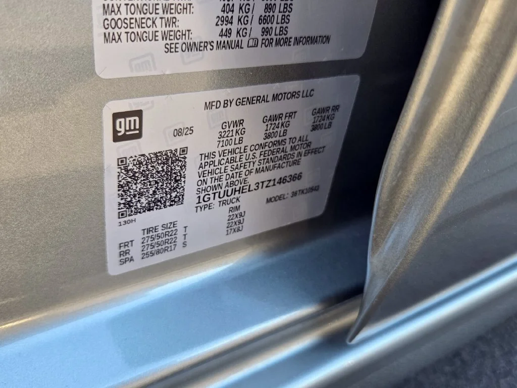 Used 2026 Sterling Metallic GMC Denali Ultimate image 19