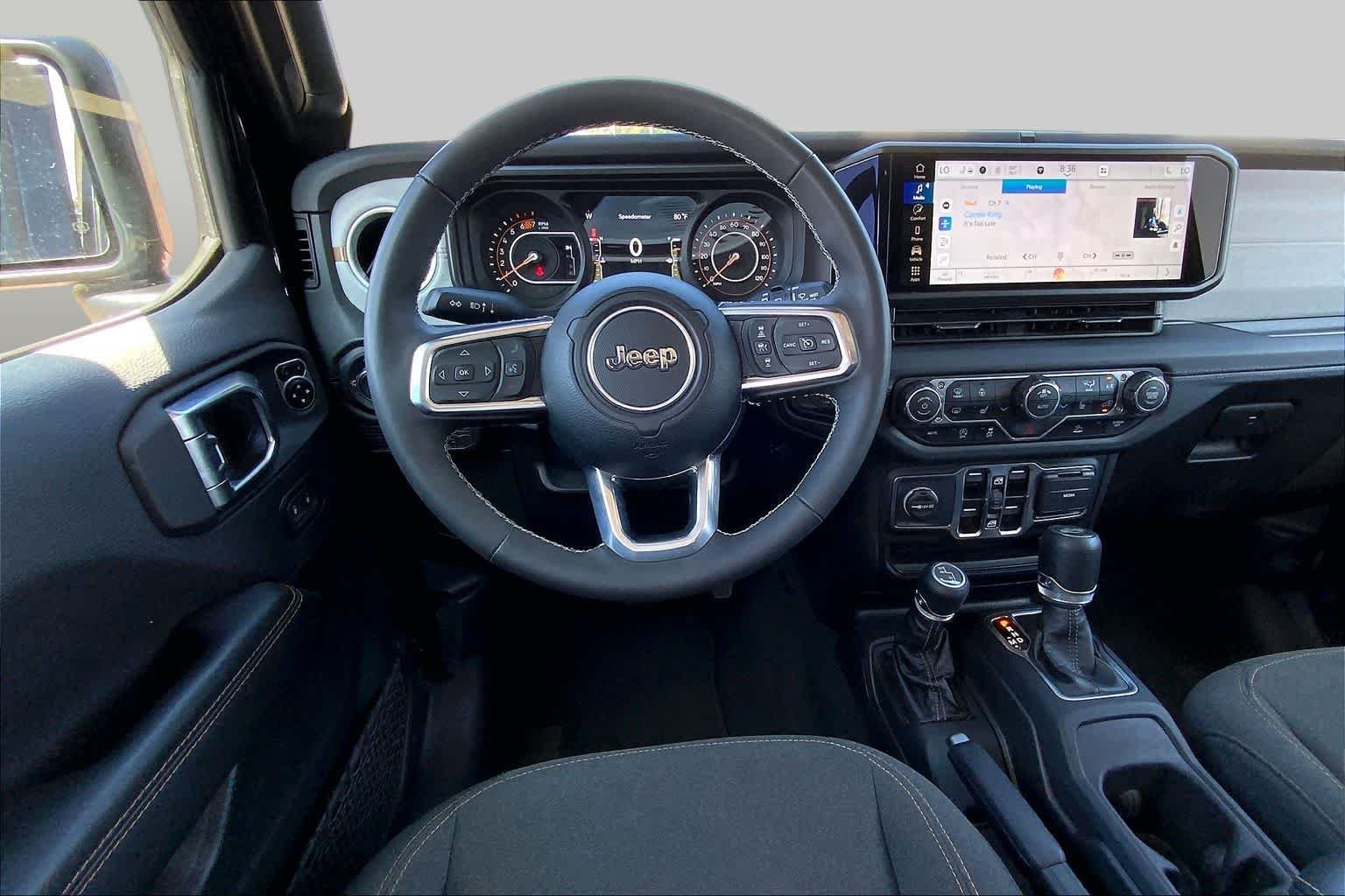 Used 2025 Black Clearcoat Jeep Sahara image 6