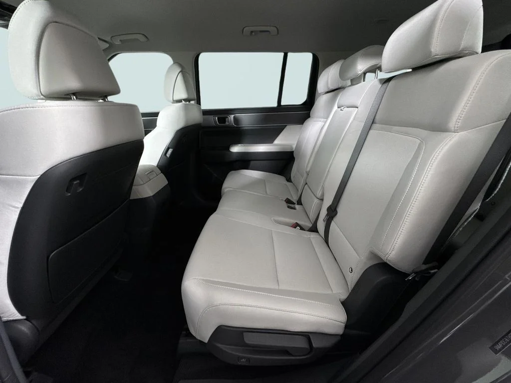 New 2026 Gray Hyundai SE image 12