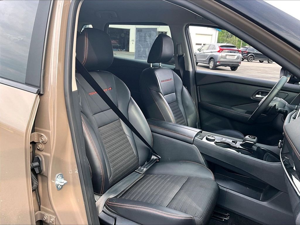 Used 2025 Baja Storm Metallic Nissan Rock Creek image 11