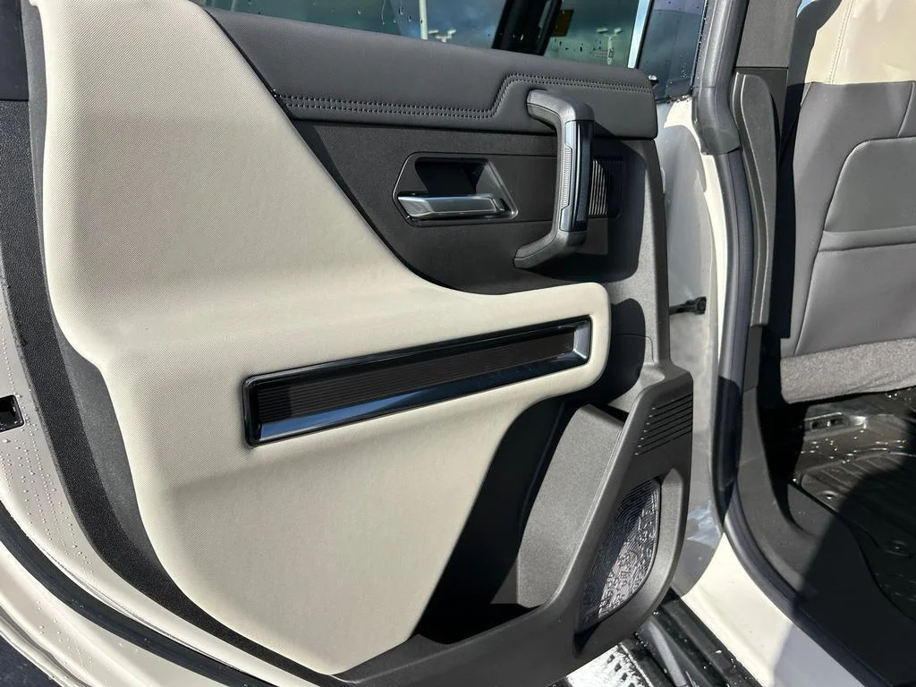 New 2026 G42/White GMC 2X image 7