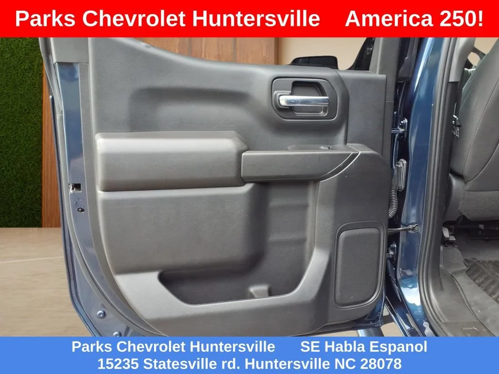 Certified Used 2022 Northsky Blue Metallic Chevrolet LT image 25