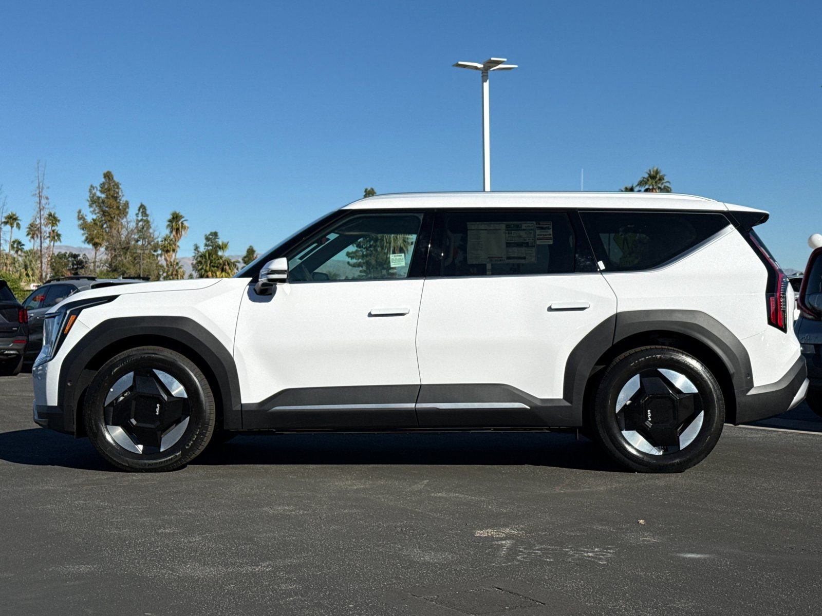 2026 Kia EV9 Wind - Photo 28