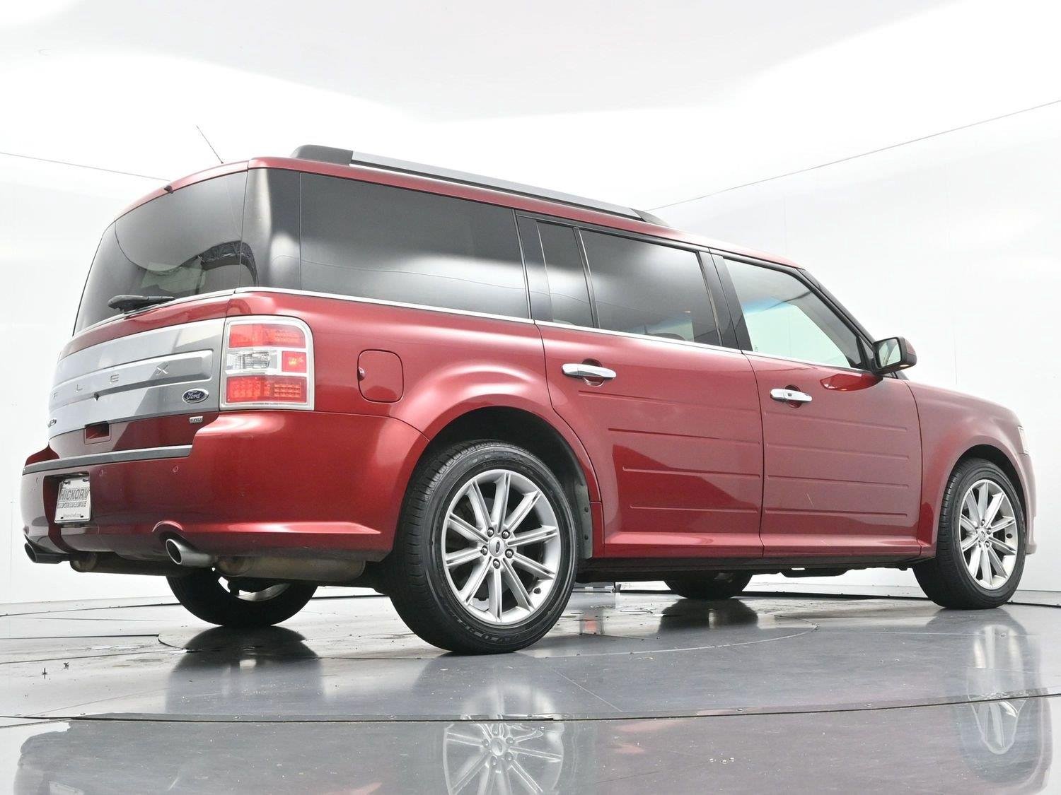 Used 2014 Ruby Red Metallic Tinted Clearcoat Ford Limited image 49