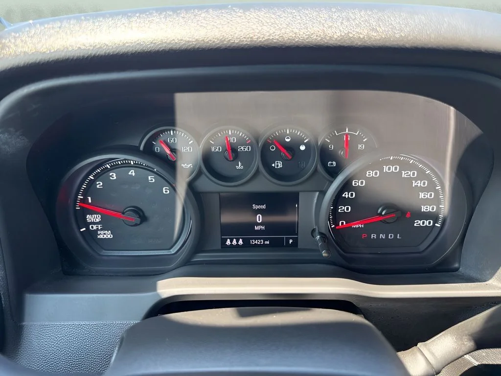 Used 2024 Gray Chevrolet Custom image 21