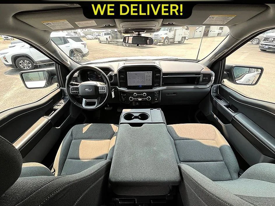 Used 2025 White Ford XLT image 13
