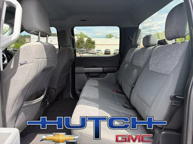 Used 2023 Black Ford XLT image 17