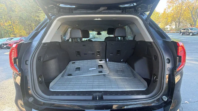 Used 2023 Black GMC AT4 image 15