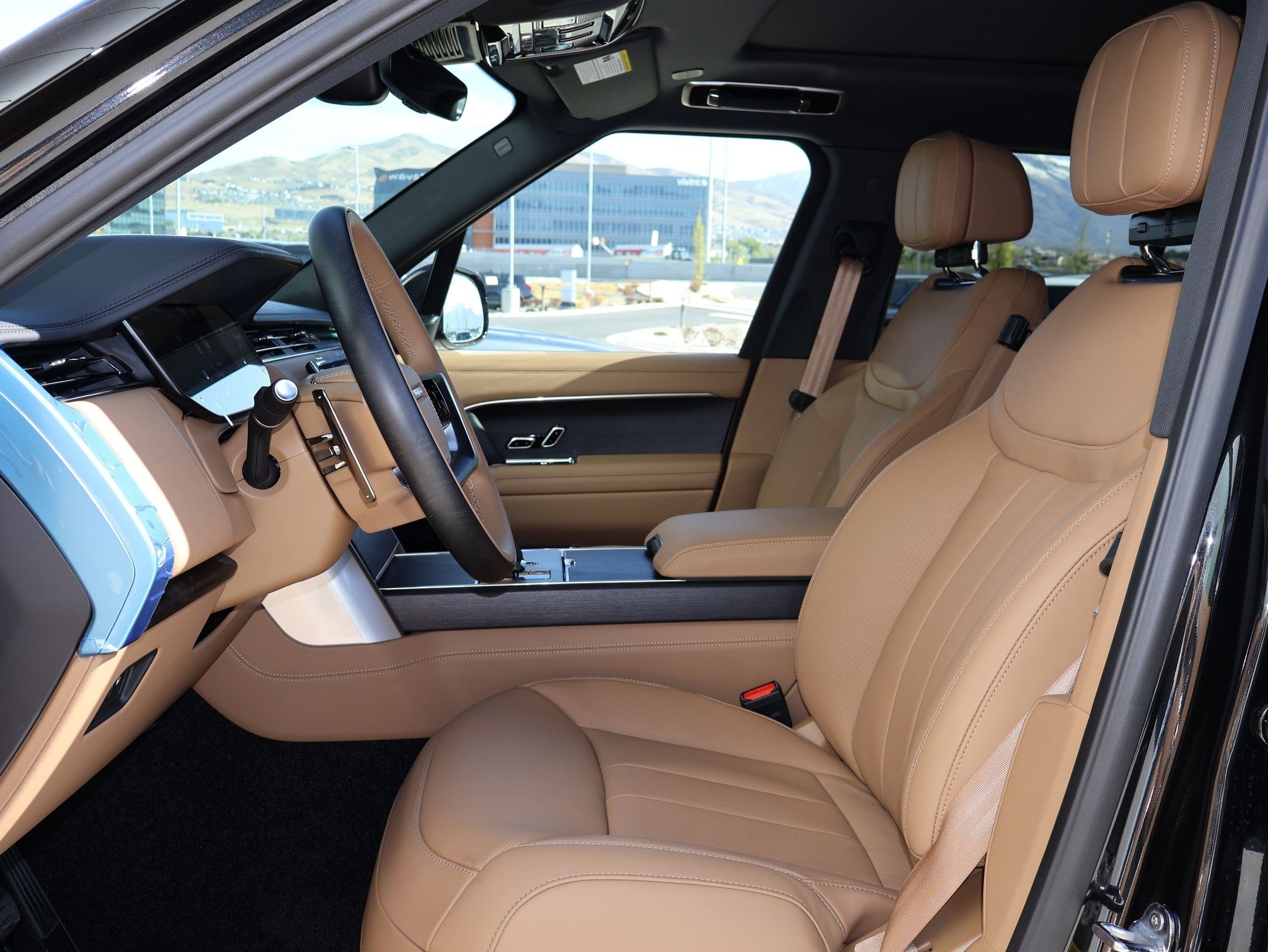 2026 Land Rover Range Rover SE - Photo 15