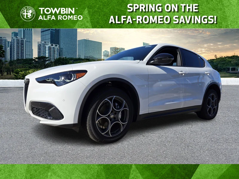 2025 Alfa Romeo Stelvio Stelvio AWD's photo