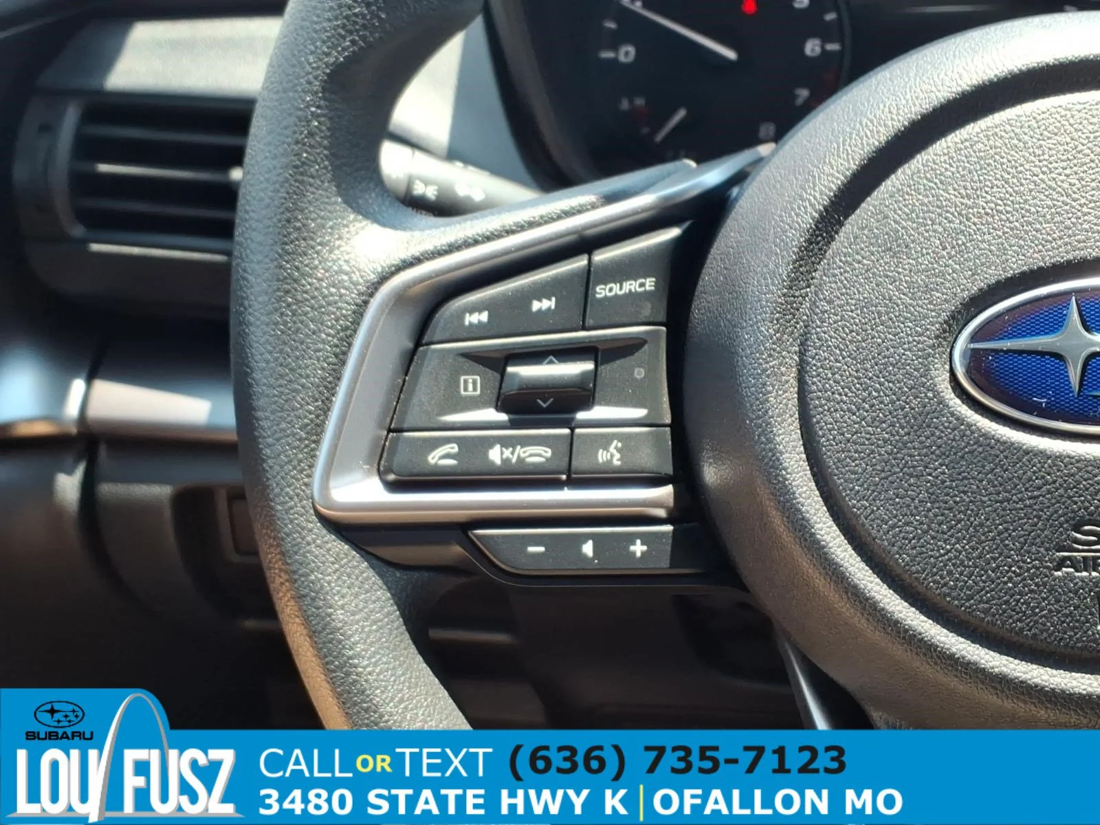 Used 2025 Ice Silver Metallic Subaru Base image 18