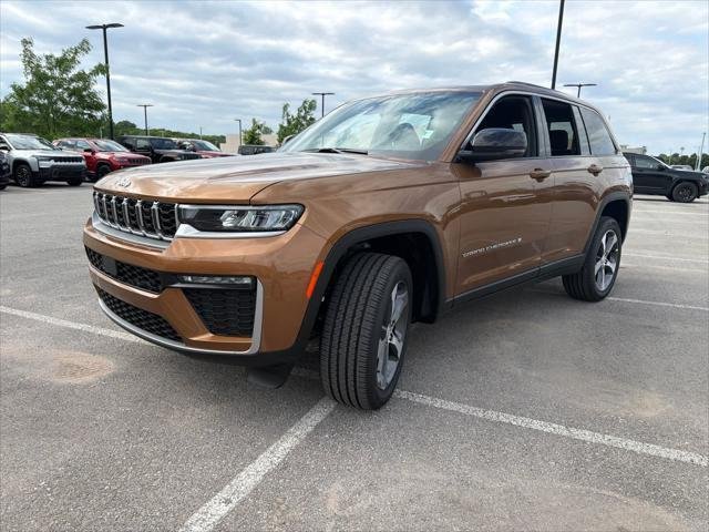 New 2026 Copper Shino Metallic Clear-Coat Exterior Paint Jeep Limited image 10