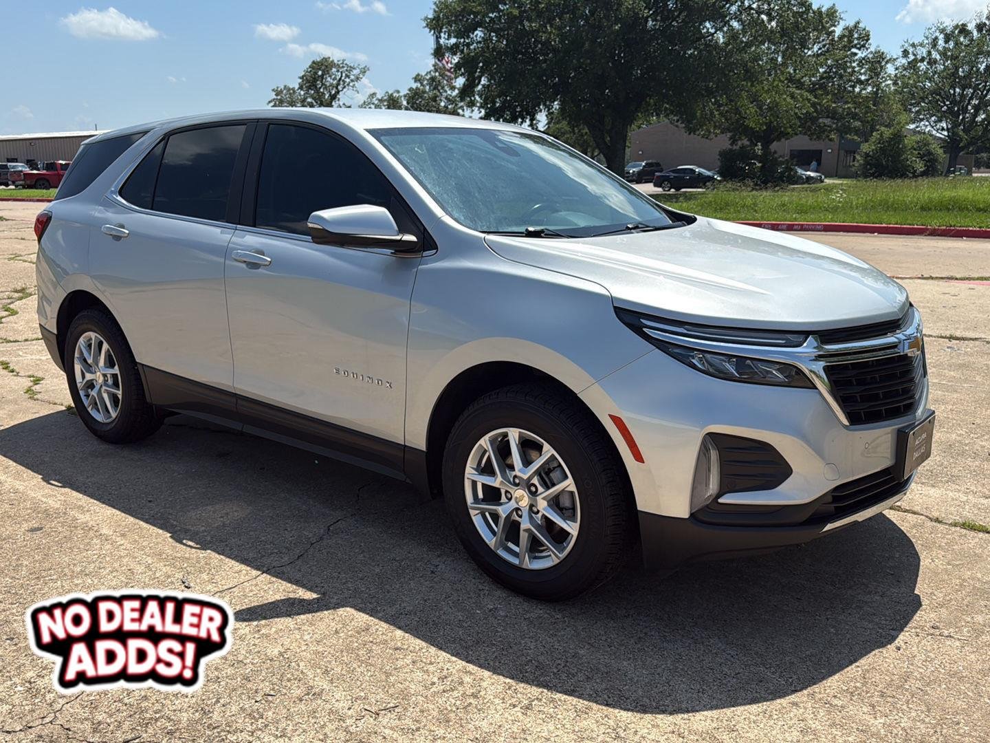 Used 2022 Silver Ice Metallic Chevrolet LT image 2